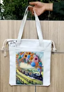 کیف پارچه ای جیب دار 31*31 (طرح قطار شادی،کد 2131)